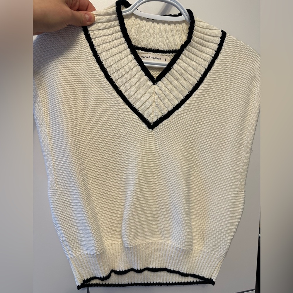 Sleeveless Top